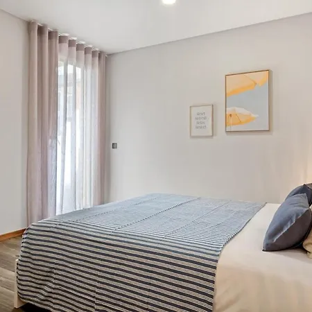 Casa Raposinhas V, Daire *