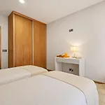 Casa Raposinhas V, アパート