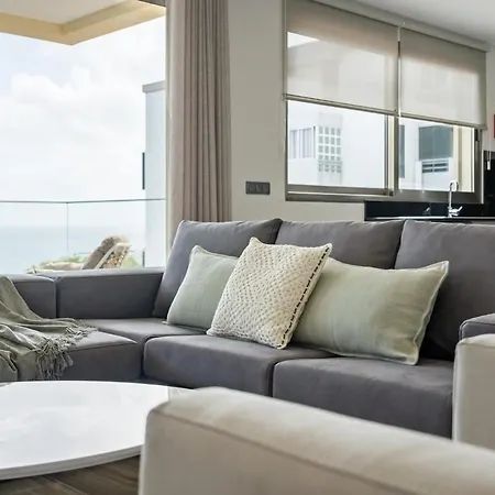 Casa Raposinhas V, *