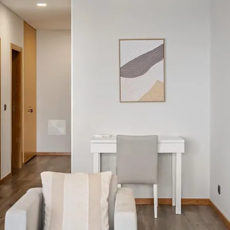 Casa Raposinhas V, * フンシャル