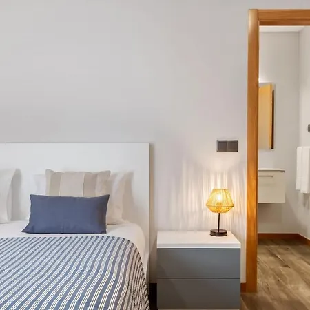 Casa Raposinhas V, Apartamento *