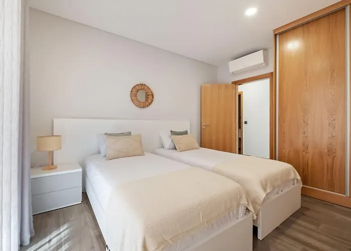 아파트 Casa Raposinhas V, *