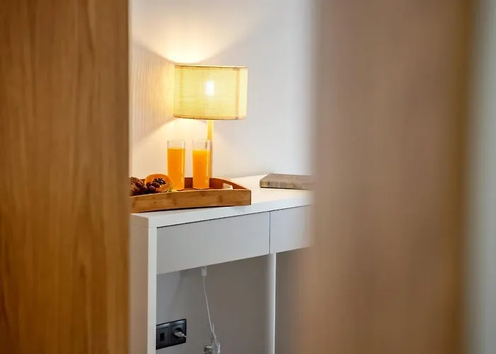 Casa Raposinhas V, * 丰沙尔